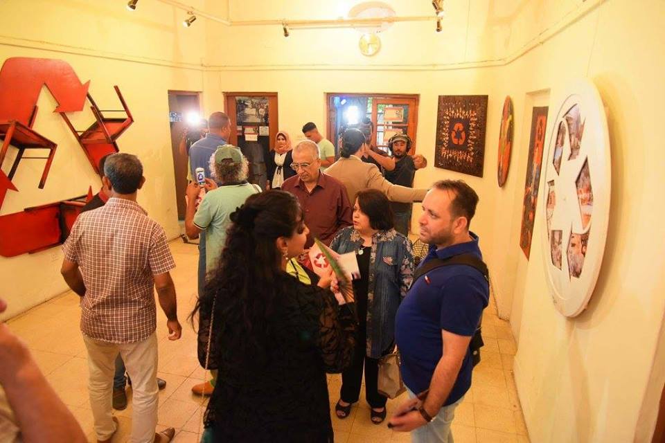 افتتاح معرض ” اعادة تدوير” للفنان زياد جسام